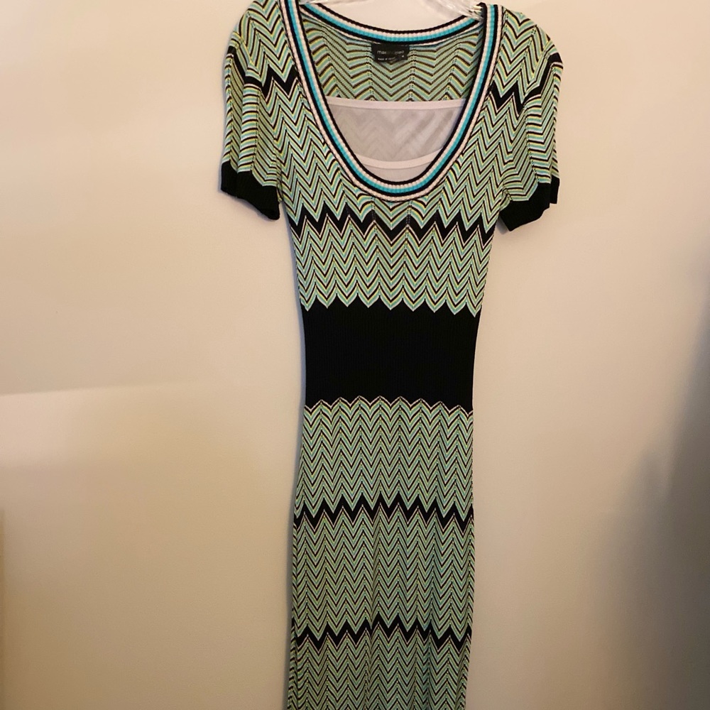MIDI length knit dress